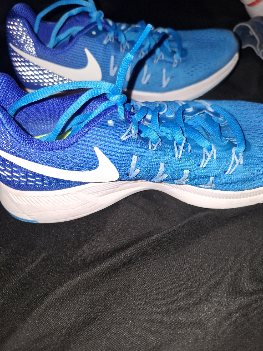 Nike Air Zoom Pegasus 33 running shoes SIZE 8